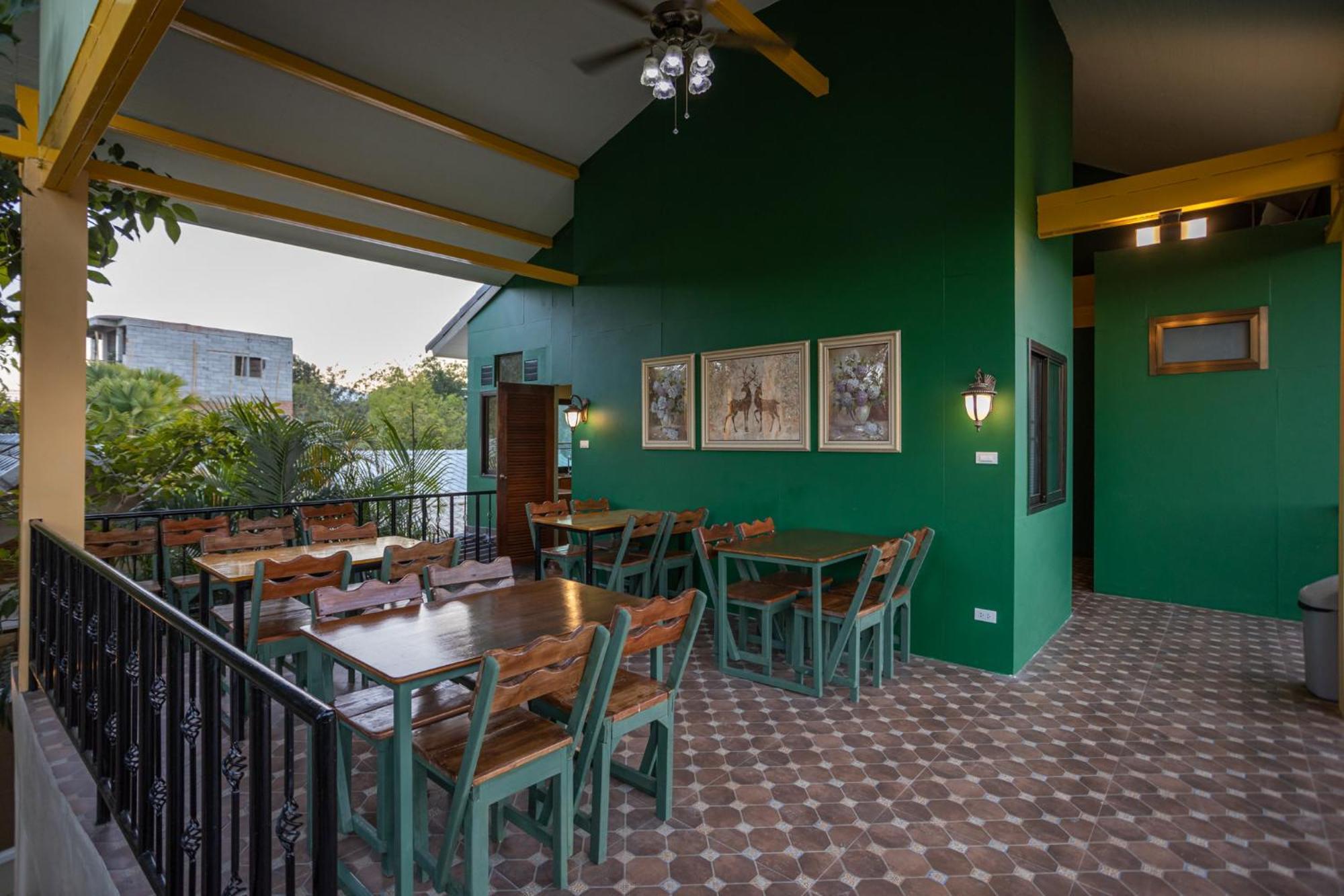 Mana-An Lake Hill Resort มานาอันเลคฮิลล์รีสอร์ต Chiang Mai Esterno foto