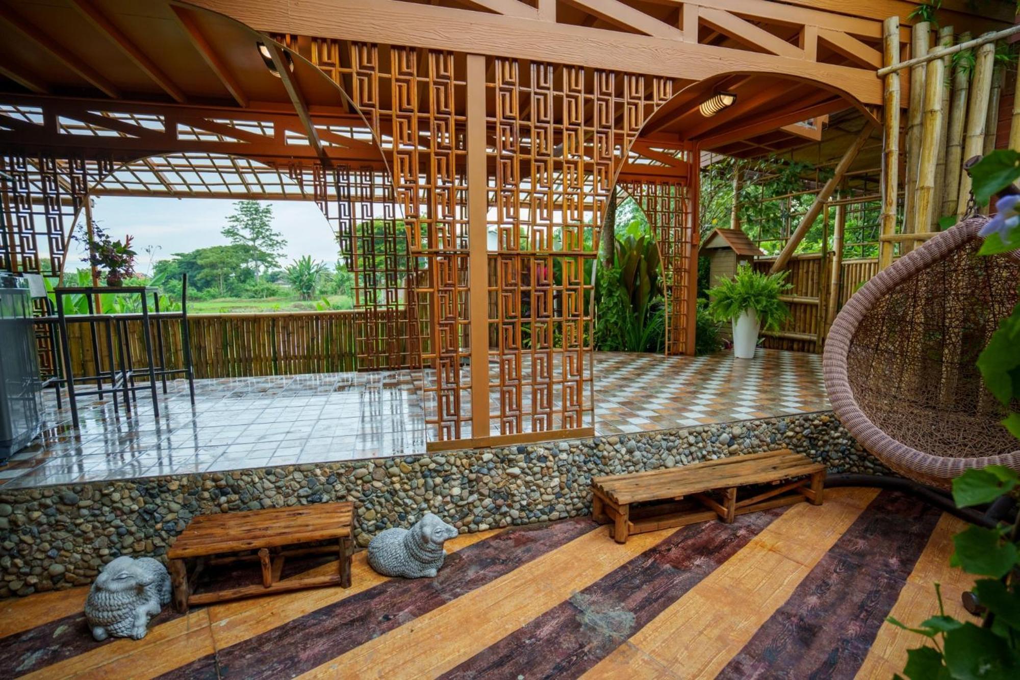 Mana-An Lake Hill Resort มานาอันเลคฮิลล์รีสอร์ต Chiang Mai Esterno foto