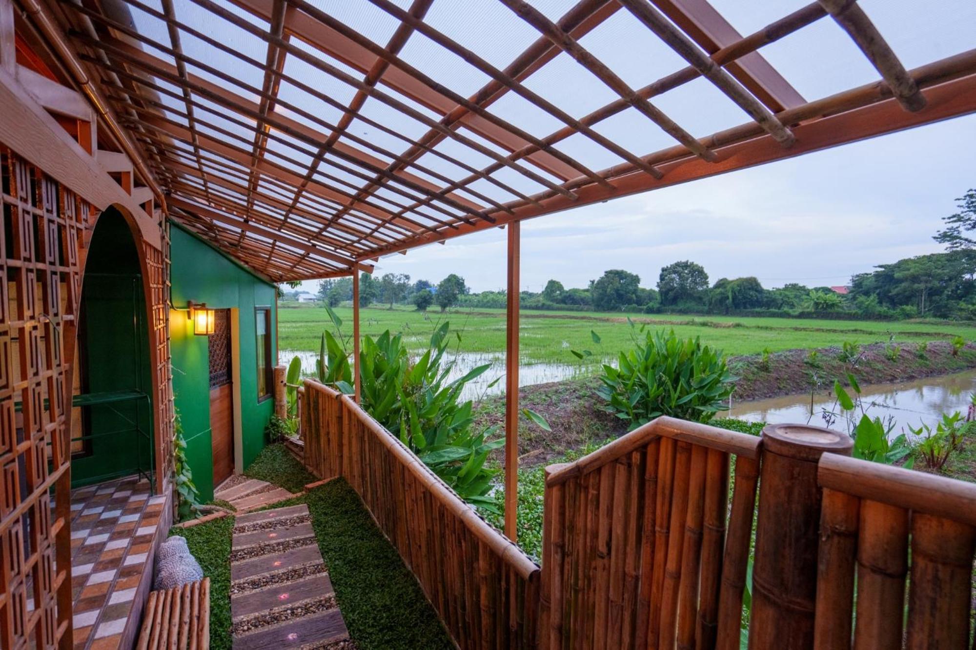 Mana-An Lake Hill Resort มานาอันเลคฮิลล์รีสอร์ต Chiang Mai Esterno foto
