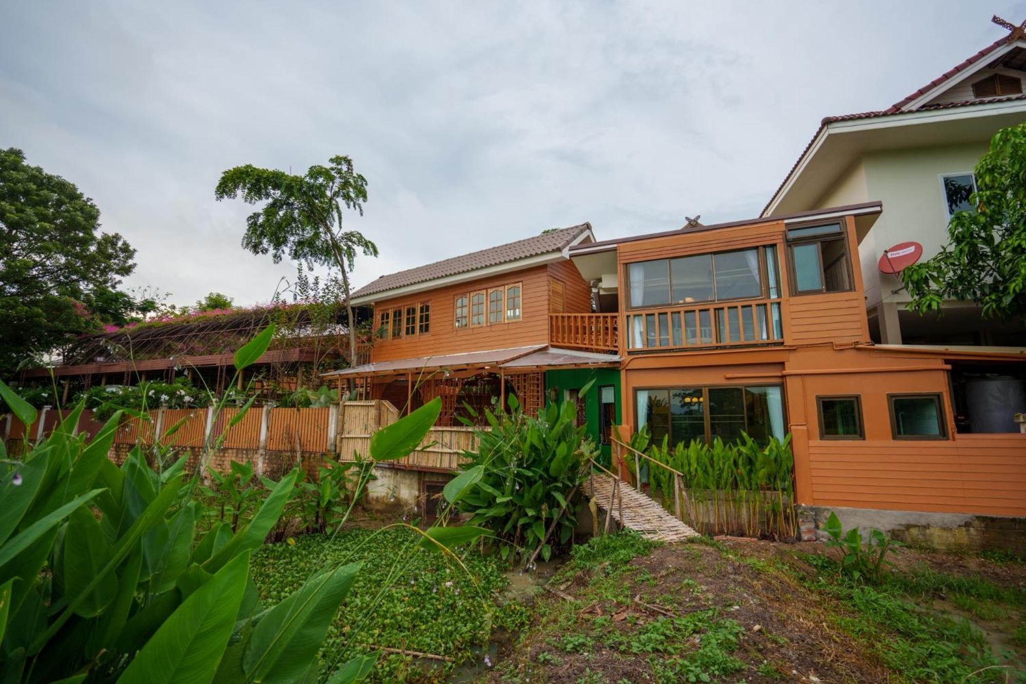 Mana-An Lake Hill Resort มานาอันเลคฮิลล์รีสอร์ต Chiang Mai Esterno foto