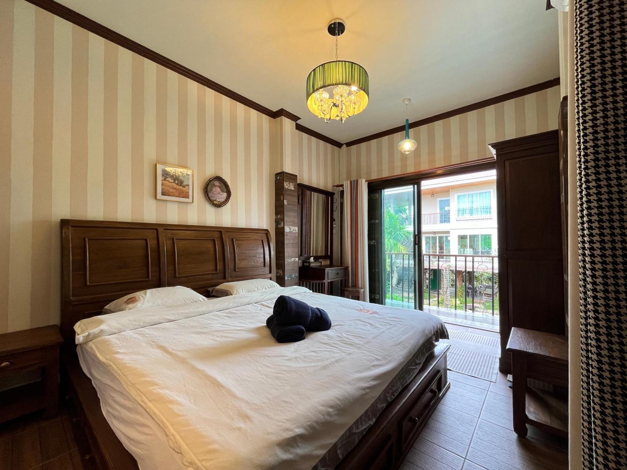 Mana-An Lake Hill Resort มานาอันเลคฮิลล์รีสอร์ต Chiang Mai Esterno foto